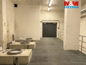 Pronájem skladu, Pardubice - Zelené Předměstí, nábřeží Závodu míru, 100 m2