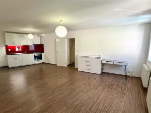 Pronájem bytu 2+kk, Cheb, Růžový kopeček, 53 m2