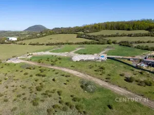 Prodej pozemku pro bydlení, Lužice, 1305 m2