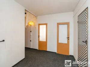 Prodej bytu 3+kk, Praha - Petrovice, Kurčatovova, 70 m2