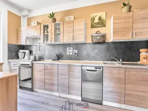 Prodej rodinného domu, Otročín, 200 m2
