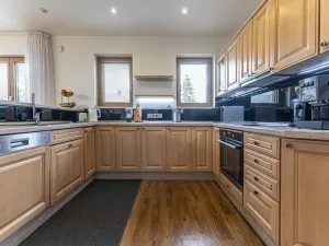 Pronájem rodinného domu, Praha - Nebušice, Požárnická, 350 m2