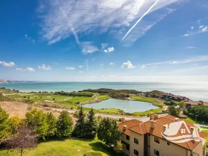 Prodej bytu 4+kk, Kavarna, Bulharsko, 188 m2