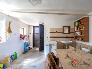 Prodej rodinného domu, Crhov, 643 m2
