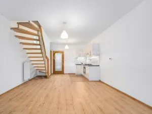 Prodej rodinného domu, Bašť, Brandýská, 88 m2