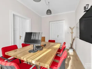 Pronájem obchodního prostoru, Chrudim, V Hliníkách, 172 m2