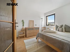 Prodej bytu 2+kk, Brno, Podbělová, 43 m2