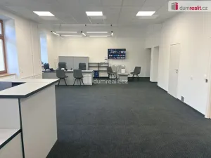 Pronájem kanceláře, Břeclav, náměstí T. G. Masaryka, 94 m2