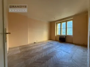 Prodej bytu 3+1, Praha - Vinohrady, náměstí Jiřího z Lobkovic, 92 m2