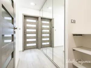 Pronájem bytu 2+kk, Praha - Černý Most, Breitcetlova, 45 m2