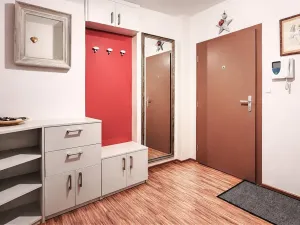 Pronájem bytu 2+kk, Praha - Smíchov, Staropramenná, 53 m2