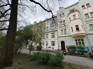 Pronájem bytu 2+kk, Praha - Karlín, Kaizlovy sady, 37 m2