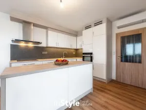 Pronájem bytu 3+kk, Uherské Hradiště - Mařatice, Pastýrna, 96 m2