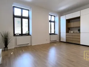 Pronájem bytu 2+kk, Brno - Brno-město, Jezuitská, 41 m2