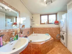 Pronájem rodinného domu, Klínec, 345 m2