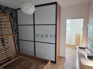 Pronájem bytu 3+1, Plzeň - Doubravka, Hrádecká, 64 m2