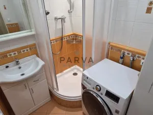 Pronájem bytu 3+1, Plzeň - Doubravka, Hrádecká, 64 m2