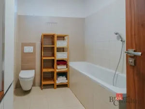 Pronájem bytu 3+1, Jihlava, Věžní, 101 m2