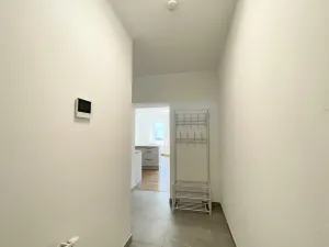 Pronájem bytu 1+kk, Olomouc - Hodolany, Elišky Krásnohorské, 34 m2
