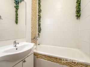 Pronájem bytu 2+1, Praha - Malešice, Nad úžlabinou, 54 m2