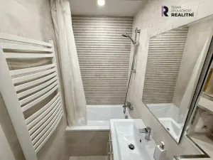 Prodej bytu 2+1, Karlovy Vary, Vítězná, 60 m2