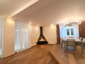 Prodej rodinného domu, Jesenice, Borová, 280 m2