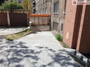 Pronájem garáže, Praha - Nusle, Viktorinova, 18 m2