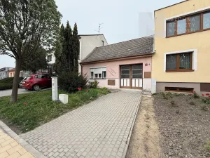 Prodej rodinného domu, Šakvice, Hlavní, 140 m2