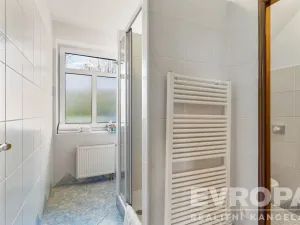 Pronájem komerční nemovitosti, Okrouhlička, 572 m2