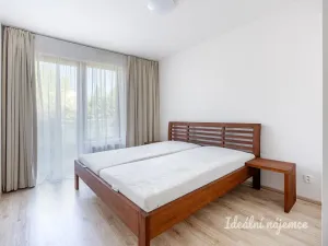 Pronájem bytu 2+kk, Praha - Modřany, K Vystrkovu, 71 m2