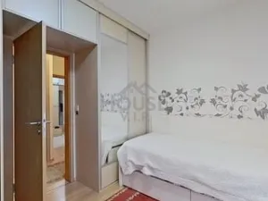Pronájem bytu 4+kk, Praha - Vysočany, Jana Přibíka, 99 m2