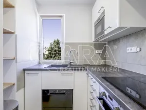 Pronájem bytu 2+1, České Budějovice - České Budějovice 5, Dobrovodská, 47 m2