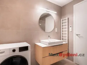 Pronájem bytu 1+kk, Liberec, Polní, 35 m2