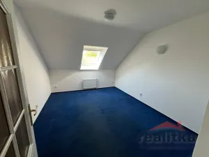 Pronájem bytu 2+1, Opava, U Pošty, 55 m2