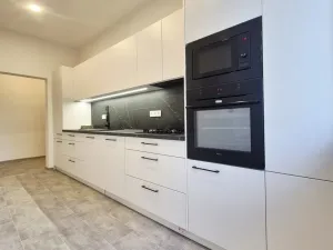 Pronájem bytu 2+1, České Budějovice, Mánesova, 70 m2