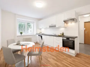 Pronájem bytu 2+1, Ostrava - Poruba, Porubská, 48 m2