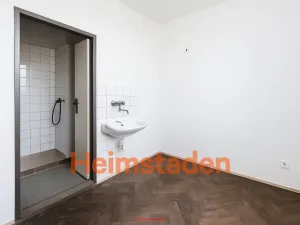 Pronájem kanceláře, Ostrava - Poruba, Dělnická, 165 m2