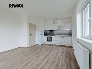 Pronájem bytu 2+kk, Plzeň, Pecháčkova, 47 m2