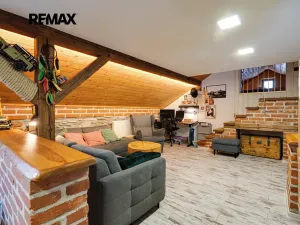 Prodej ubytování, Lipová-lázně, 703 m2