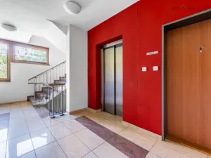 Pronájem bytu 2+kk, Praha - Smíchov, Na Císařce, 81 m2