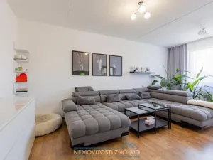 Prodej bytu 3+1, Znojmo, Dukelských bojovníků, 71 m2