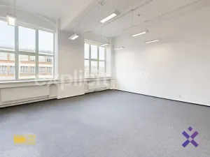 Pronájem kanceláře, Zlín, Vavrečkova, 421 m2