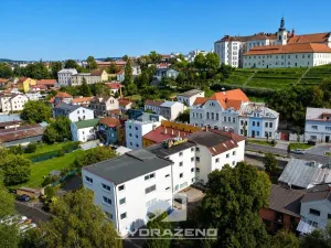 Prodej kanceláře, Mladá Boleslav - Mladá Boleslav IV, Ptácká, 1800 m2