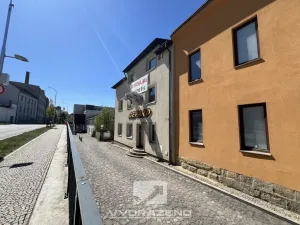 Prodej kanceláře, Mladá Boleslav - Mladá Boleslav IV, Ptácká, 1800 m2