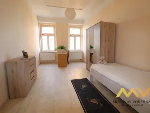 Pronájem bytu 2+1, Hradec Králové, náměstí Jana Pavla II., 78 m2
