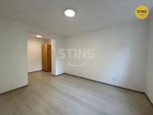 Pronájem bytu 2+1, Ostrava - Poruba, Dvorní, 56 m2