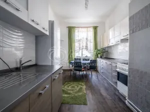 Prodej bytu 3+1, Praha - Vinohrady, Orlická, 112 m2