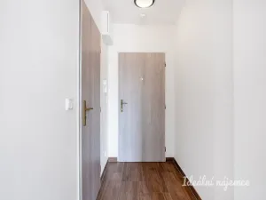 Pronájem bytu 1+kk, Škvorec - Třebohostice, 23 m2