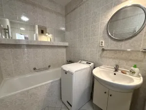 Pronájem bytu 4+1, Hluboká nad Vltavou, Fügnerova, 79 m2