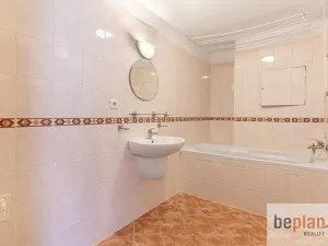 Pronájem bytu 3+kk, Benešov, Pod Lihovarem, 62 m2